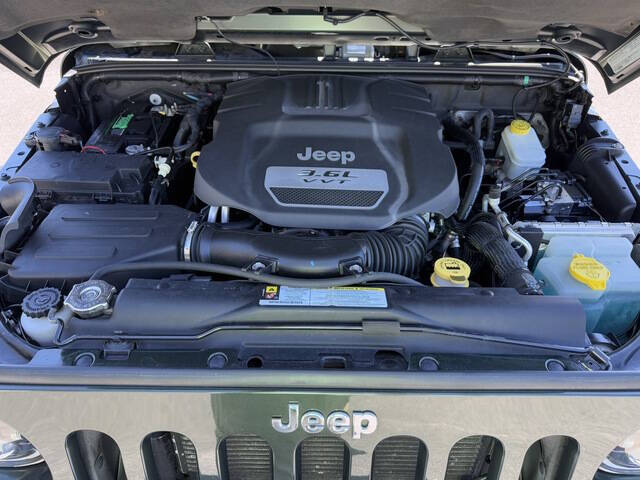 2012 Jeep Wrangler Sahara