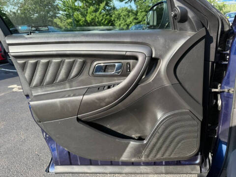 2011 Ford Taurus SEL
