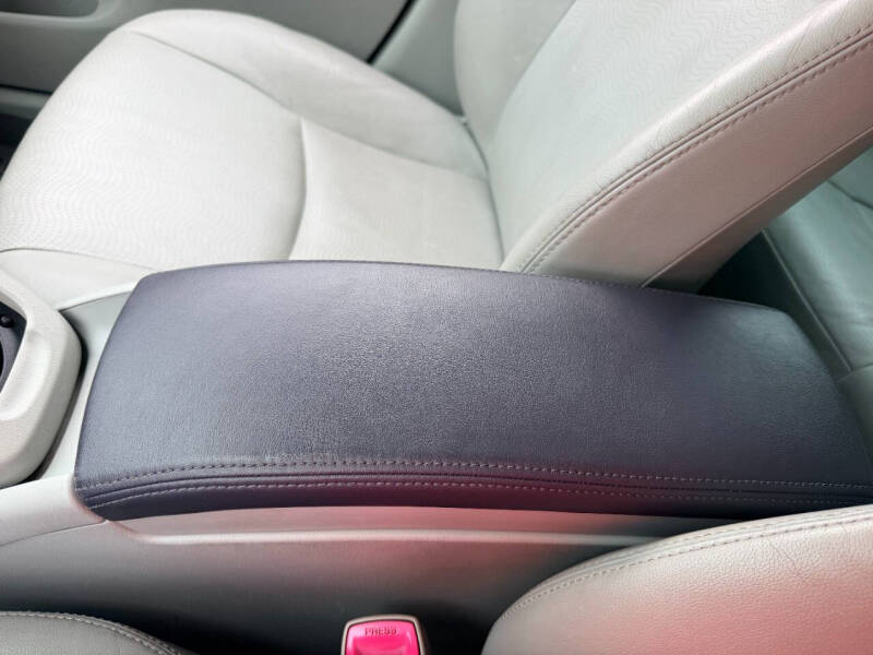 2010 Toyota Prius V
