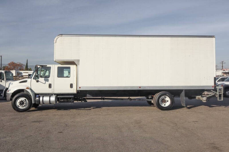 2018 International DuraStar 4300