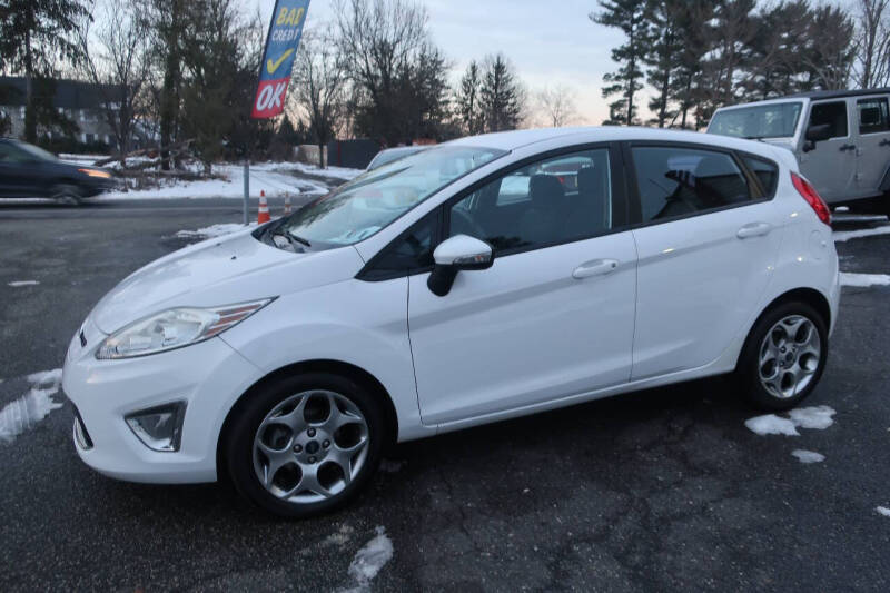 2011 Ford Fiesta SES