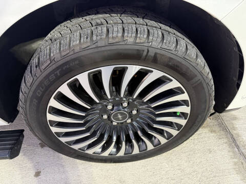 2019 Lincoln Navigator L Black Label