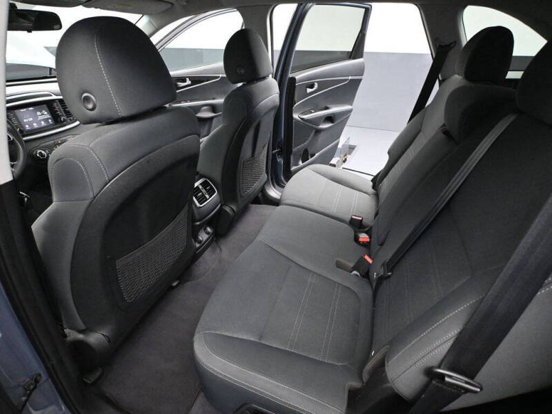 2020 Kia Sorento LX V6