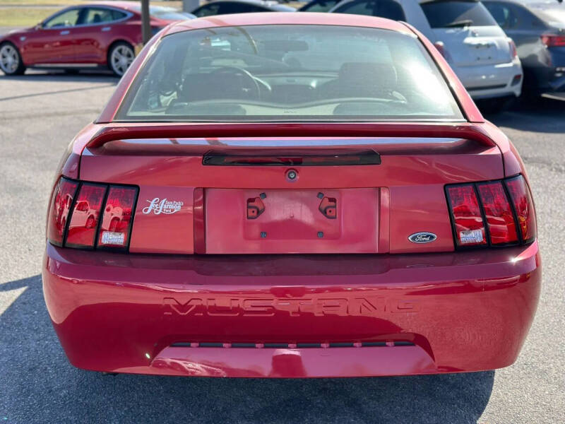 1999 Ford Mustang