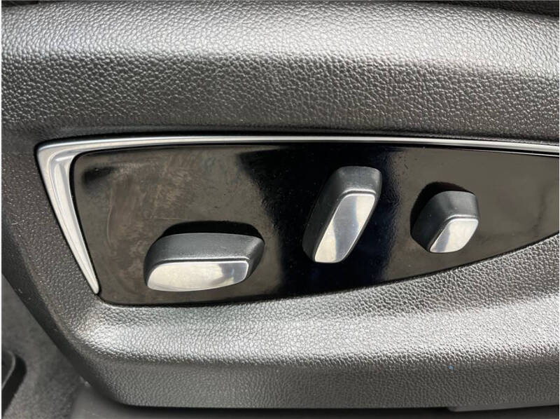 2014 Cadillac Escalade Premium