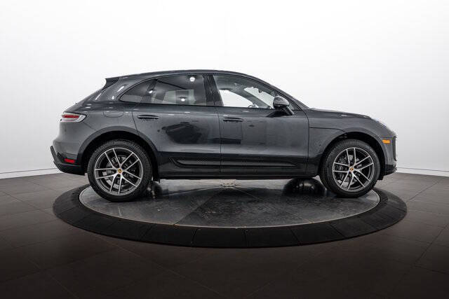 2023 Porsche Macan