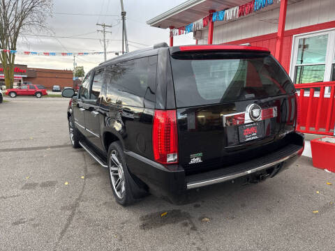 2012 Cadillac Escalade ESV Luxury