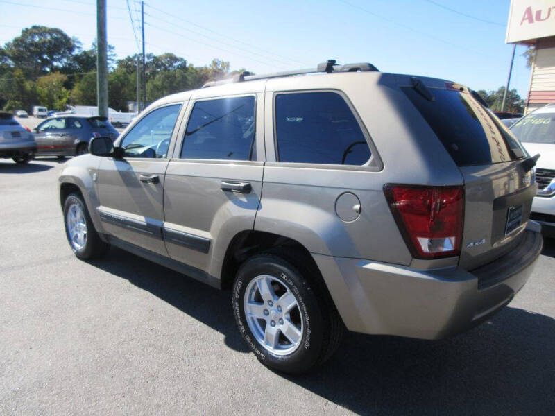 2005 Jeep Grand Cherokee null photo 6