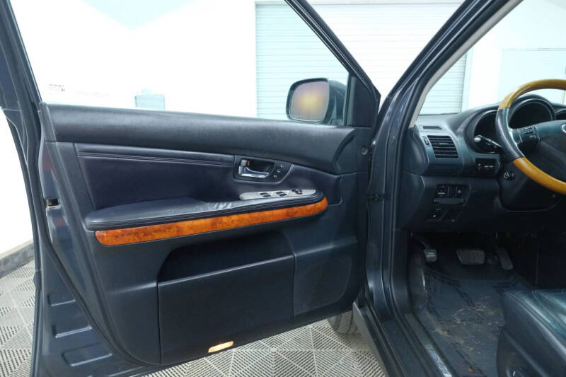 2005 Lexus RX 330