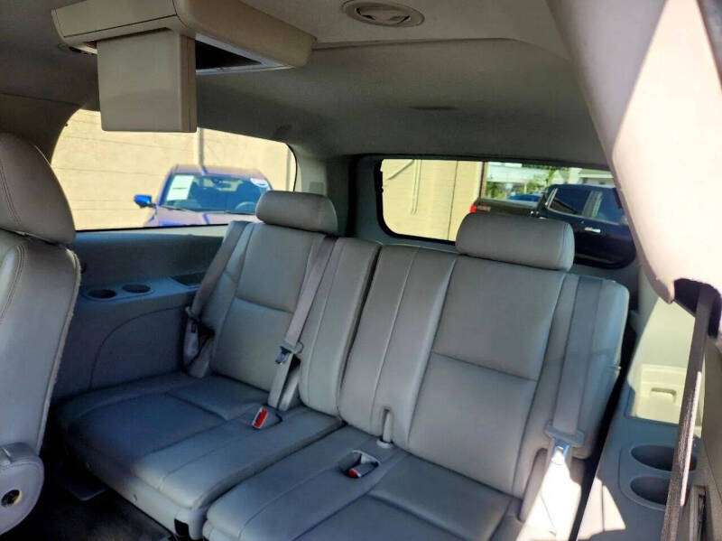 2013 Chevrolet Suburban LTZ