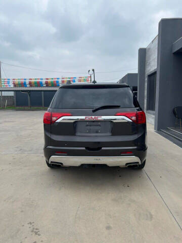 2018 GMC Acadia Denali