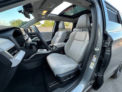 2023 Mitsubishi Outlander PHEV SEL