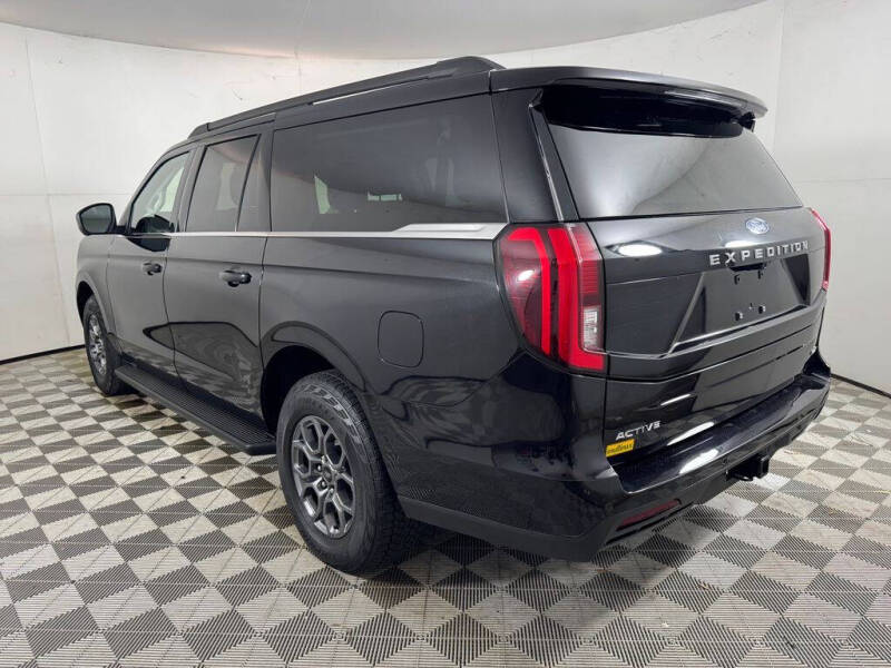 2025 Ford Expedition MAX Active