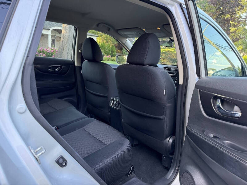 2018 Nissan Rogue S