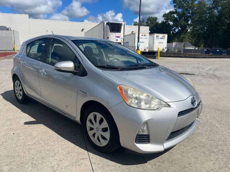 2013 Toyota Prius c Two