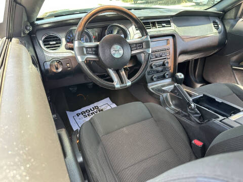 2014 Ford Mustang V6