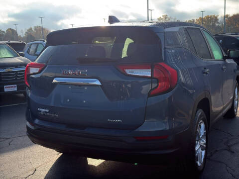 2024 GMC Terrain SLE