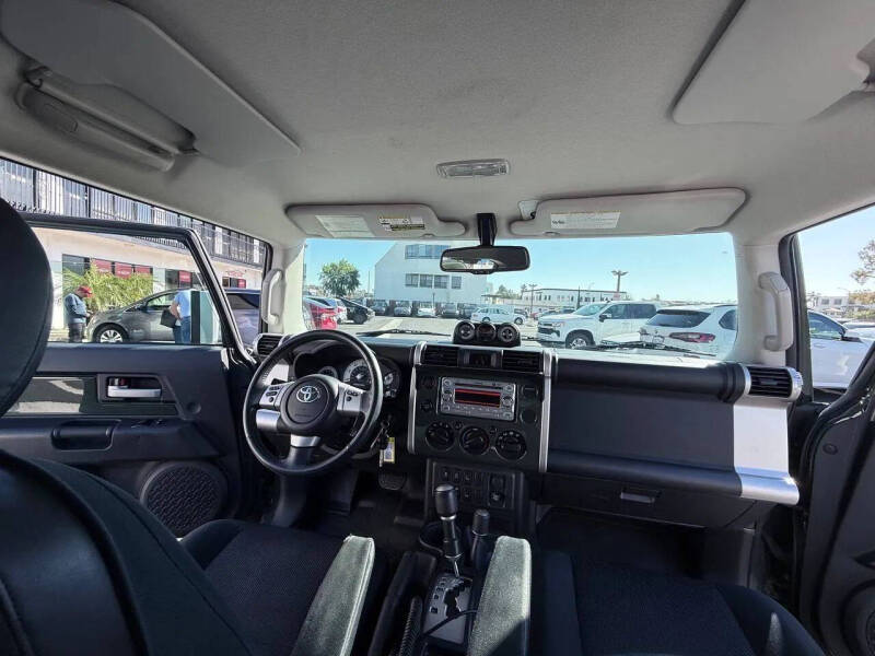 2011 Toyota FJ Cruiser