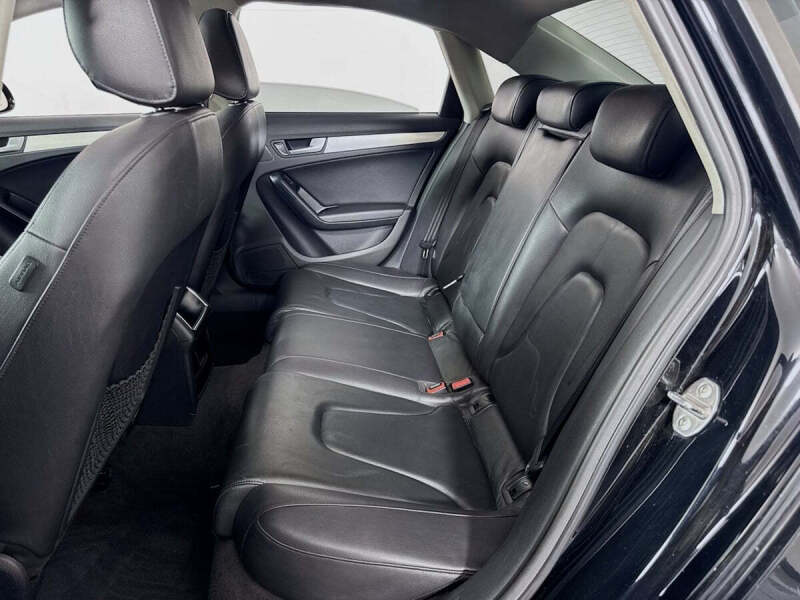 2010 Audi A4 2.0T quattro Premium