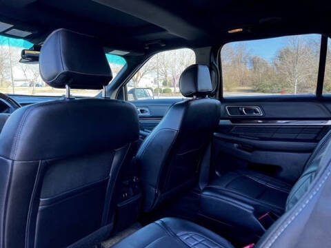 2017 Ford Explorer Platinum