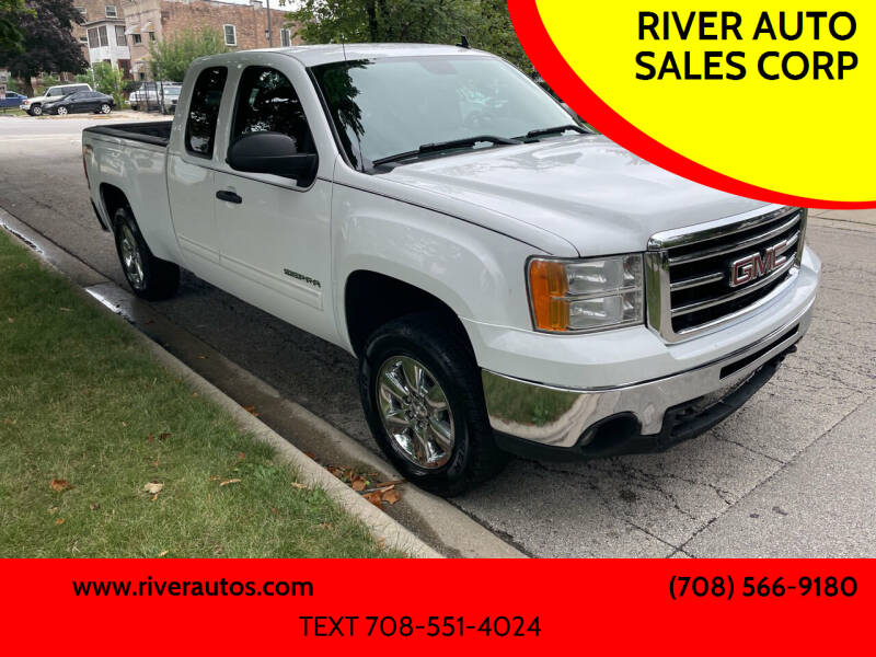2013 GMC Sierra 1500 for sale at RIVER AUTO SALES CORP in Maywood IL