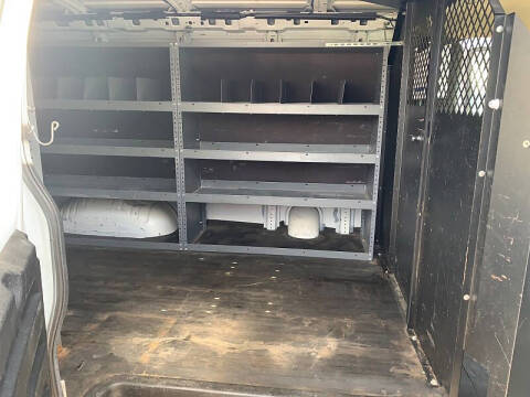 2017 GMC Savana 2500