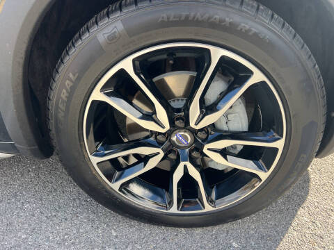 2015 Volvo V60 Cross Country T5 Platinum