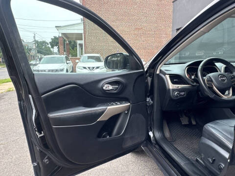 2017 Jeep Cherokee Latitude
