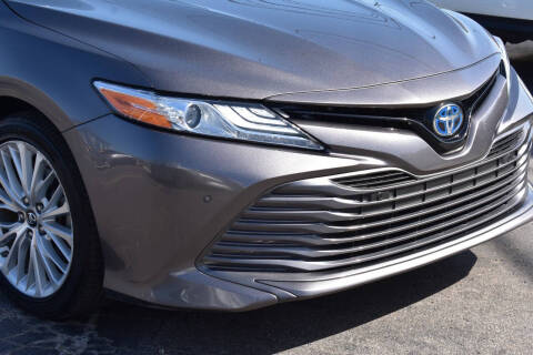 2018 Toyota Camry Hybrid XLE