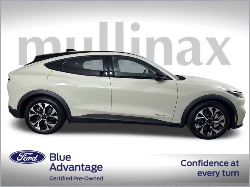 2025 Ford Mustang Mach-E Select