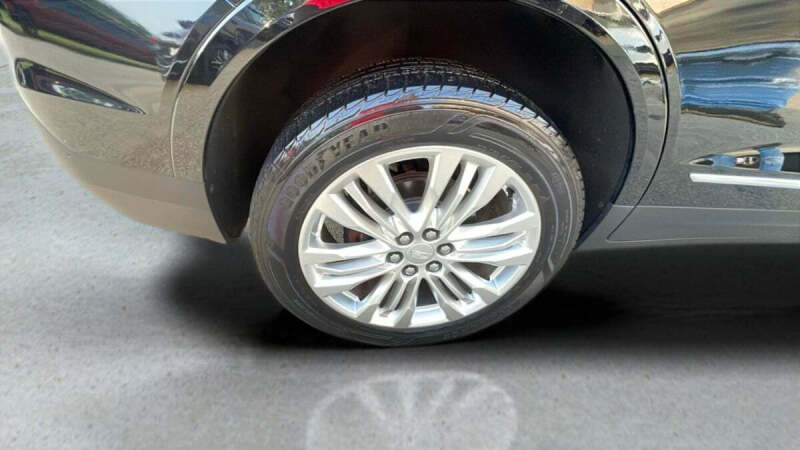 2018 Cadillac XT5 Premium Luxury