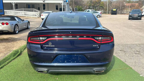 2015 Dodge Charger SXT