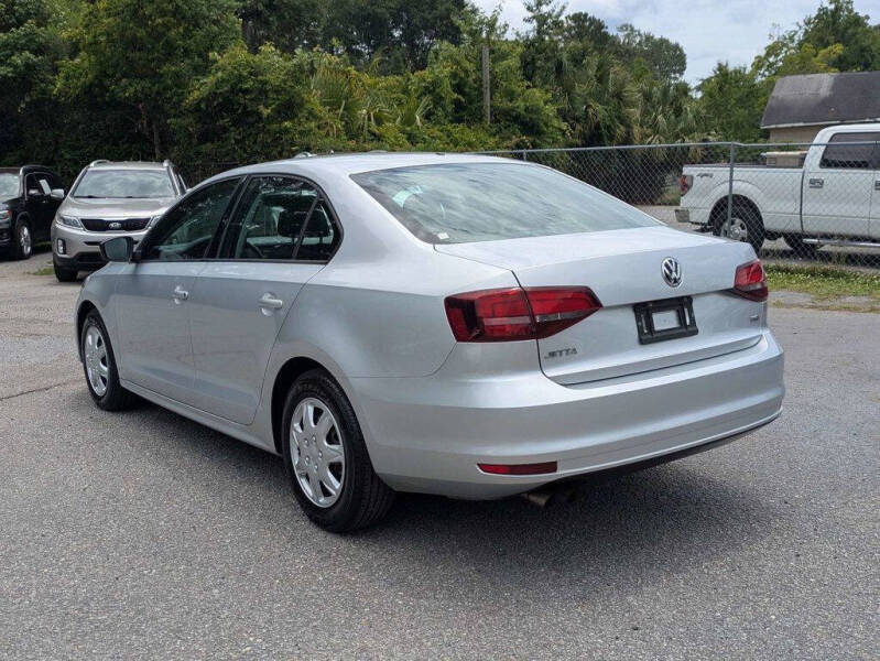 2016 Volkswagen Jetta