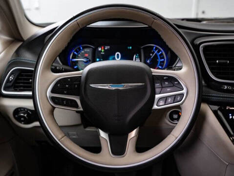 2018 Chrysler Pacifica Hybrid Limited