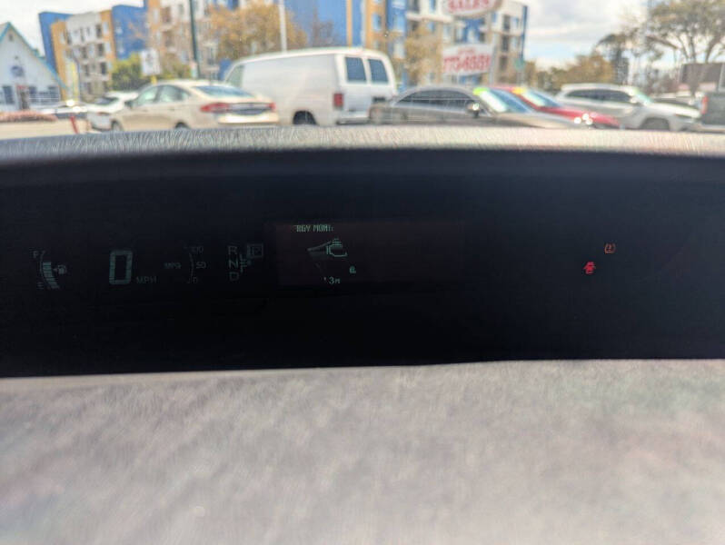 2013 Toyota Prius Plug-in Hybrid