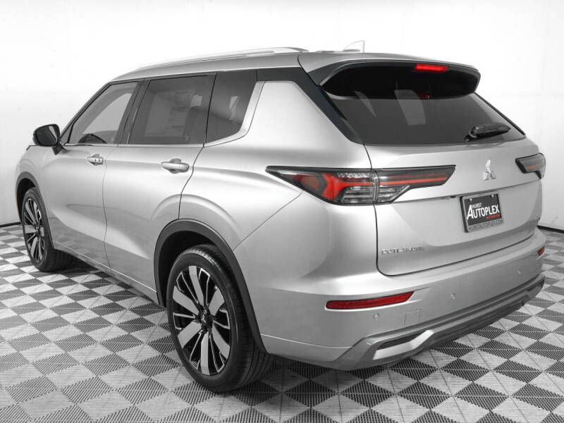 2026 Mitsubishi Outlander SEL