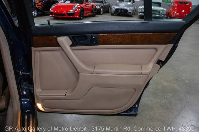 1990 BMW 7 Series 735i