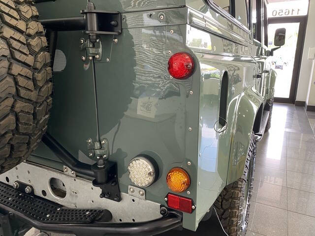 1999 Land Rover Defender 7