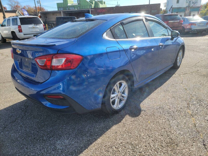 2017 Chevrolet Cruze LT Auto