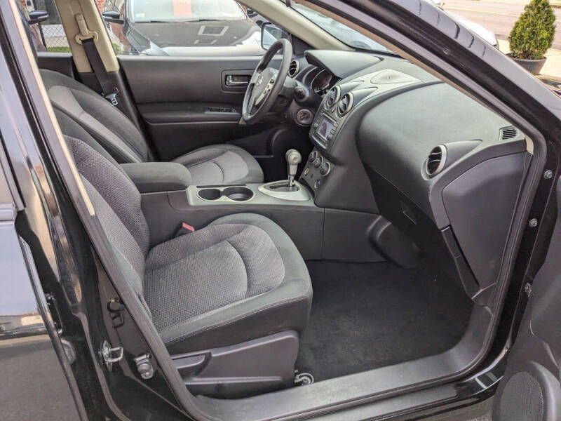 2011 Nissan Rogue SV