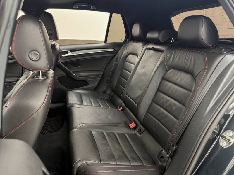 2017 Volkswagen Golf GTI Autobahn