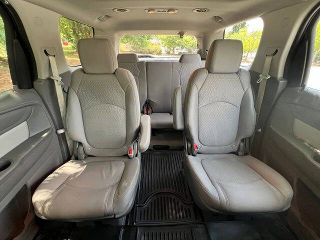 2016 GMC Acadia SLE-2