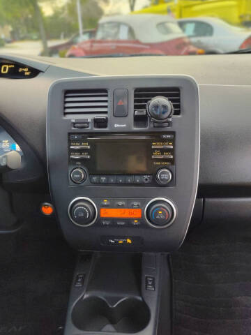 2015 Nissan LEAF S