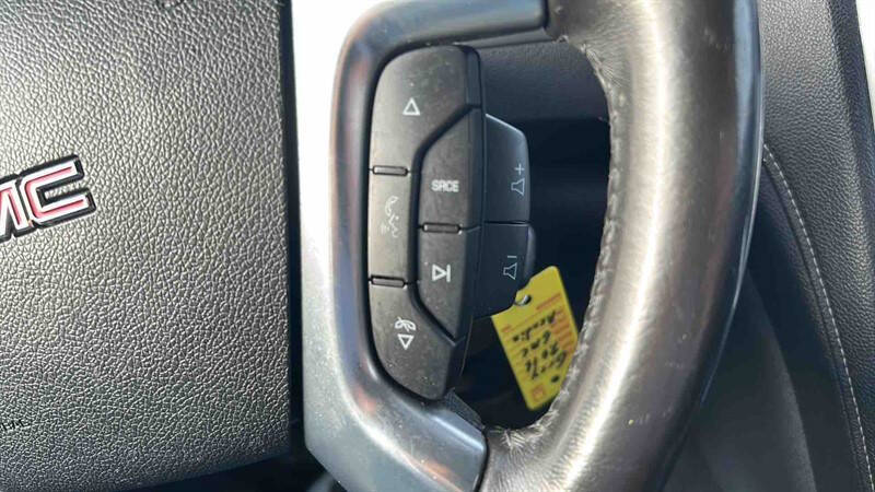 2016 GMC Acadia SLE-2