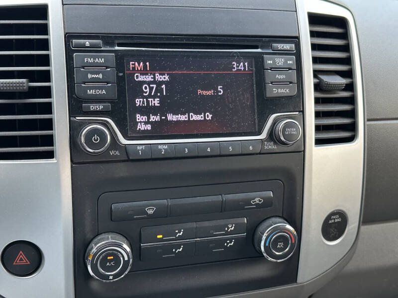 2016 Nissan Frontier SV