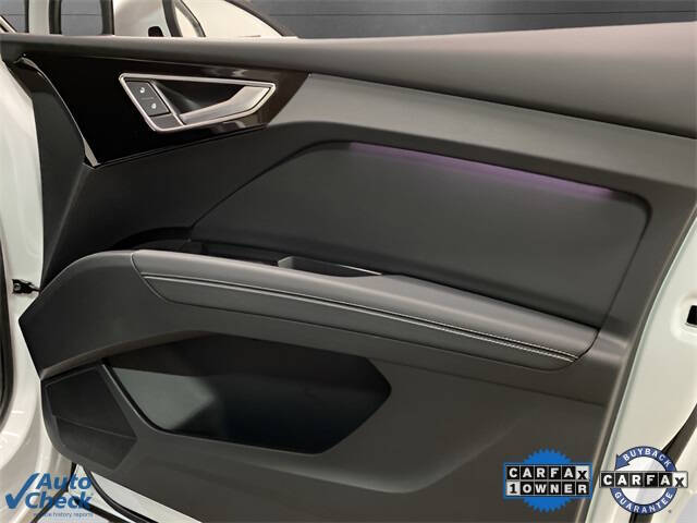 2024 Audi Q4 e-tron quattro Premium Plus 50