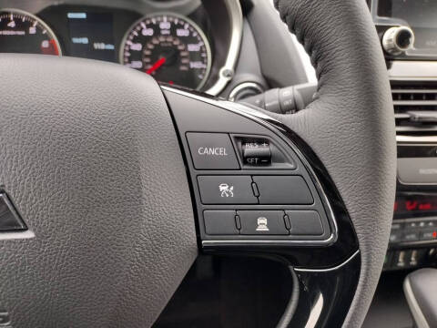 2026 Mitsubishi Eclipse Cross SE