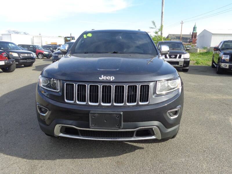 2014 Jeep Grand Cherokee for sale at Merrimack Motors in Lawrence MA