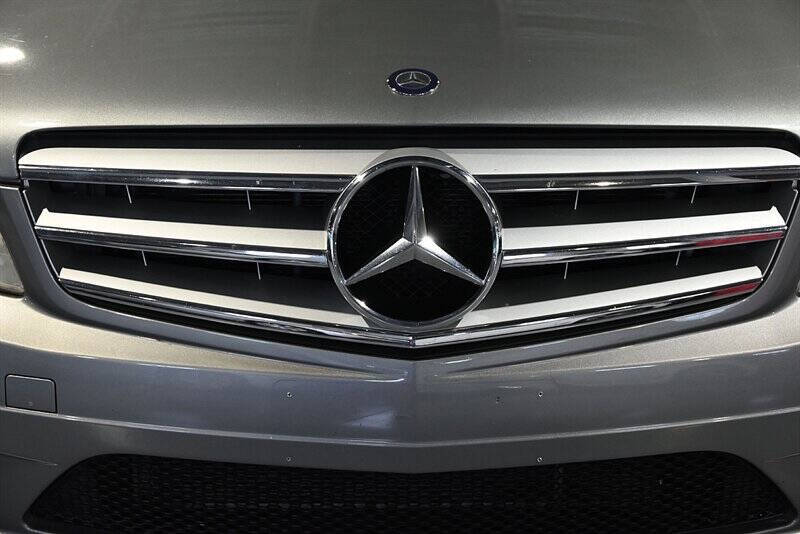 2009 Mercedes-Benz C-Class 10