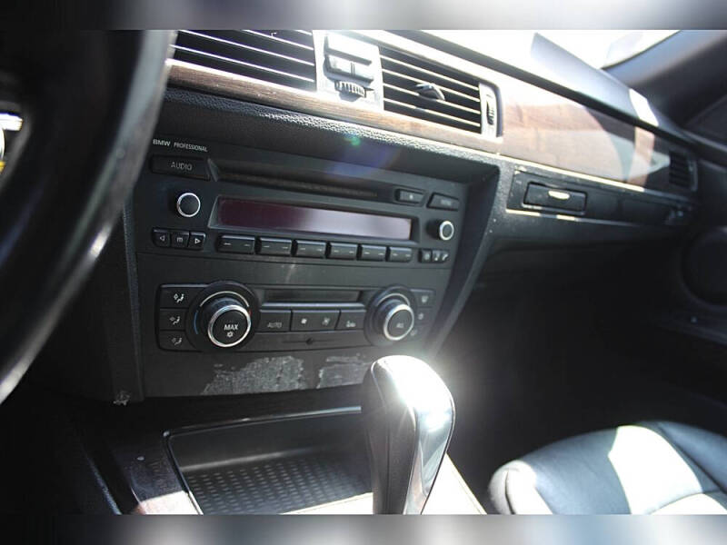 2011 BMW 3 Series 328i